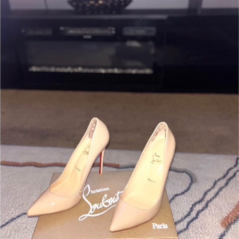 Christian Louboutin Women's Nude Pumps